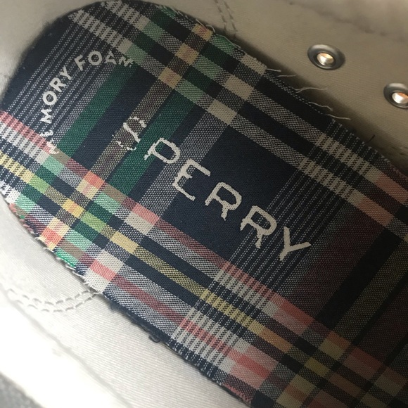 EUC Sperry Striper Sneaker with Memory Foam - Picture 4 of 10